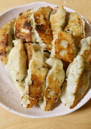 餃子の皮（フランスパン用の粉で）-レシピのメイン写真