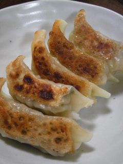 焼き肉のタレで、味付け簡単餃子-レシピのメイン写真