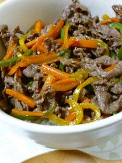簡単♪牛肉とピーマンのきんぴら風丼-レシピのメイン写真