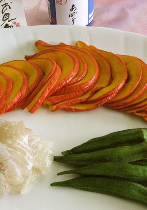 南瓜の漬物です。加賀野菜赤南瓜の昆布締め-レシピのメイン写真