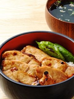 鶏胸肉の蒲焼き丼-レシピのメイン写真