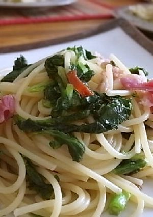 ラディッシュ葉のアジアンぺペロンチーノ-レシピのメイン写真