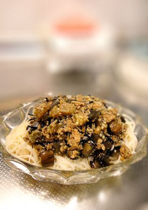 ナスと鶏ミンチの冷やし素麺-レシピのメイン写真
