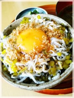 高菜としらすで☆ごま風味な卵かけご飯-レシピのメイン写真