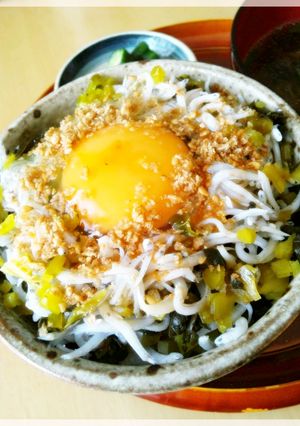 高菜としらすで☆ごま風味な卵かけご飯-レシピのメイン写真