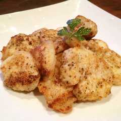 รูปของ 簡単しっとり☆鶏胸肉のチーズ焼き