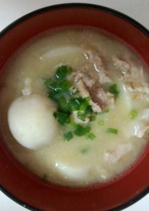 里芋と豚肉のお味噌汁-レシピのメイン写真