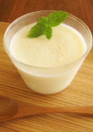 桃缶でふんわりムース-レシピのメイン写真