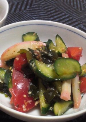 きゅうり、ワカメ、トマト、蒲鉾の酢の物-レシピのメイン写真