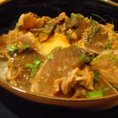 รูปของ ごはんガッツリかつお漬け丼