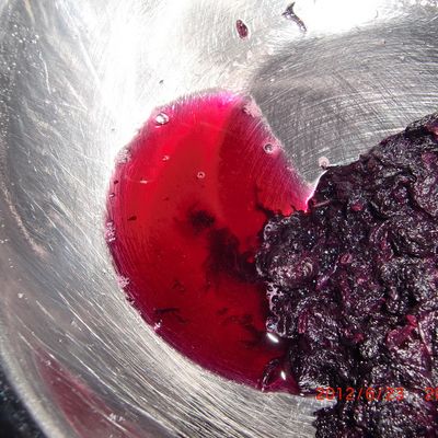 梅干しを漬けた後の赤紫蘇5kg 汁多め 梅干しを漬けた後の赤紫蘇5kg 汁多め 紫蘇好きさん朗報です。