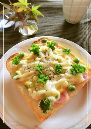ベーコン×枝豆×パセリのトースト-レシピのメイン写真