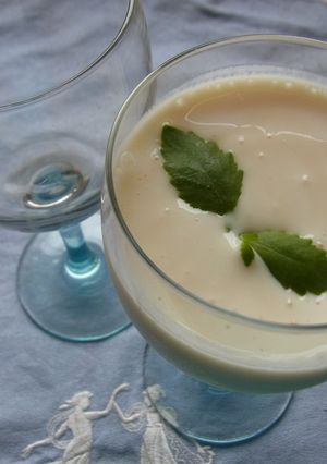 豆乳で飲むヨーグルト！-レシピのメイン写真