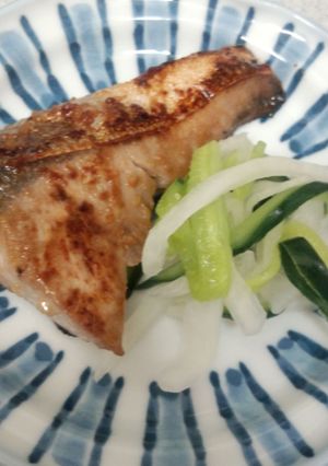 ぶりの塩麹にんにく漬け焼き-レシピのメイン写真