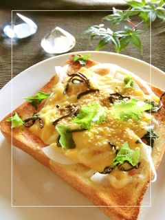 新玉葱×梅わさび×塩昆布×大葉のトースト-レシピのメイン写真
