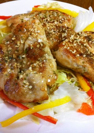 若鶏むね肉の香草ガーリック焼き-レシピのメイン写真
