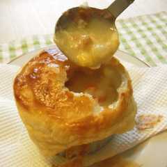 รูปของ クリームシチューのパイ包み焼き