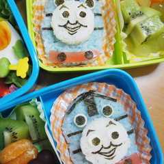 キャラ弁★機関車トーマス-レシピのメイン写真