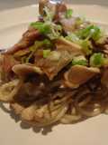 舞茸とベーコンの味噌マヨパスタ