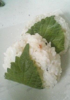 超簡単☆お茶漬けのもと☆おむすび-レシピのメイン写真
