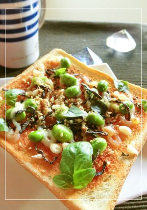枝豆×塩昆布のバジルケチャマヨトースト-レシピのメイン写真