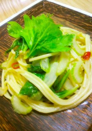 超簡単！セロリとアンチョビのパスタ♡-レシピのメイン写真