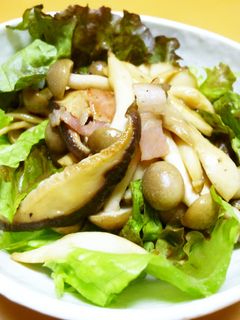 きのことベーコンのホットサラダ-レシピのメイン写真