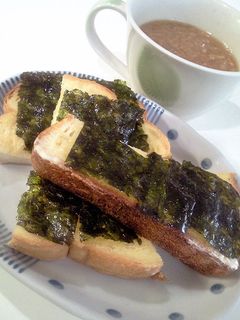 食パンアレンジ・バター&醤油&韓国のり-レシピのメイン写真