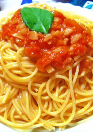 具など要らぬ！トマトソースパスタ-レシピのメイン写真