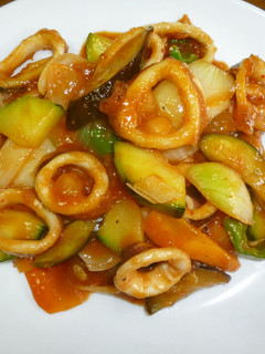 畑の野菜といかのチリソース-レシピのメイン写真