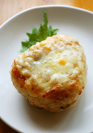 こんがり♪醤油麹&チーズの焼きおにぎり-レシピのメイン写真