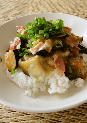 ベーコン&ナスの♪とろ～りチーズ丼-レシピのメイン写真