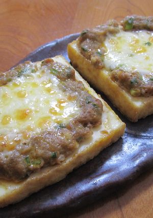 厚揚げのピリ辛肉みそ・チーズのっけ焼き-レシピのメイン写真