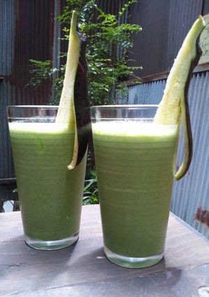 水ナスと小松菜のジュース　京都カフェ-レシピのメイン写真