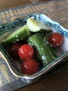 きゅうりとミニトマトの塩麹漬け-レシピのメイン写真