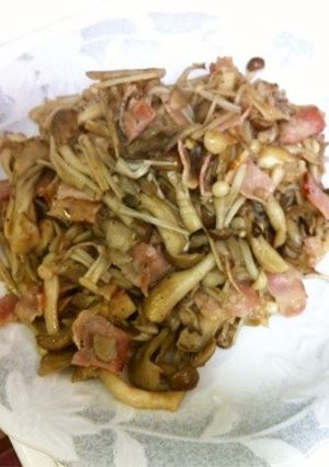 キノコとベーコンの炒め物-レシピのメイン写真