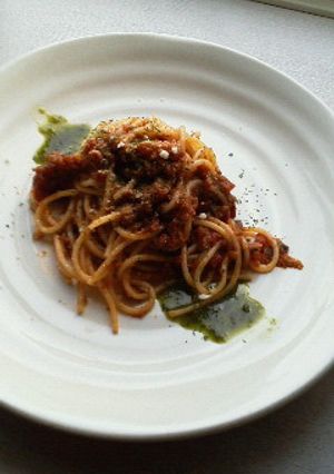すりおろしズッキーニ入りトマトパスタ-レシピのメイン写真