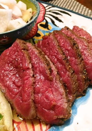 ★牛★もも肉のレアレアたたき★ユッケ風-レシピのメイン写真