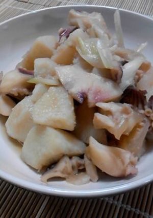 長いもとイカゲソの煮物-レシピのメイン写真