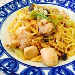 รูปของ 鶏とネギの和風味噌パスタ♪