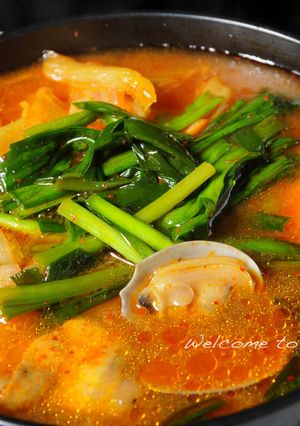 本格韓国風『豆腐チゲ』※ピリ辛調味料使用-レシピのメイン写真