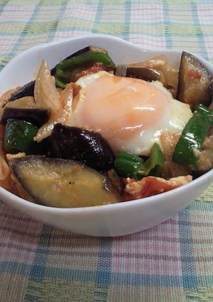 フライパン一つでできる、夏野菜丼♪-レシピのメイン写真