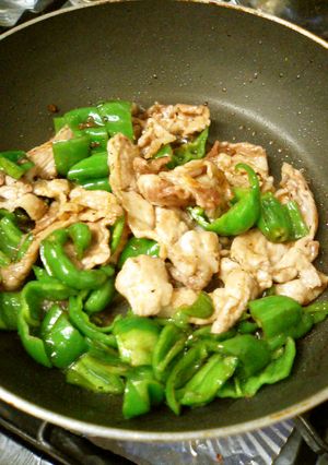 焼き肉のたれで簡単！豚肉とピーマンと炒め-レシピのメイン写真