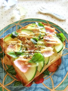 ズッキーニとベーコンの焼肉のたれトースト-レシピのメイン写真