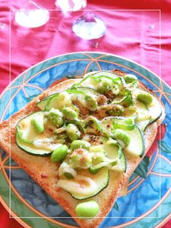 ズッキーニと枝豆の焼肉のたれトースト-レシピのメイン写真
