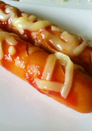 おやつに★とろけるチーズのフランクフルト-レシピのメイン写真