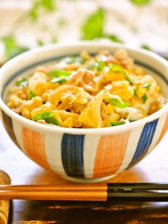 焼肉のたれで簡単☆ガッツリ♪豚・玉・丼♫-レシピのメイン写真