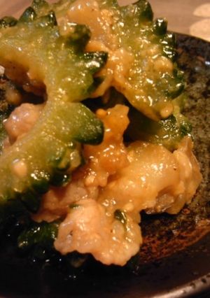 かなるンちの塩麹豚肉ゴーヤのゴマ味噌炒め-レシピのメイン写真