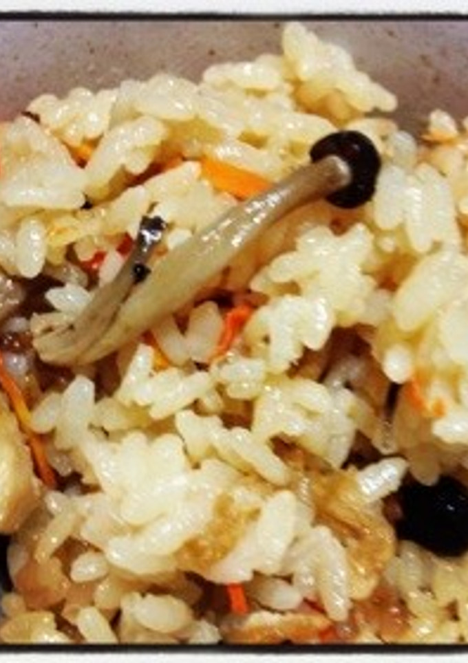 簡単めんつゆで炊き込みご飯☆-レシピのメイン写真