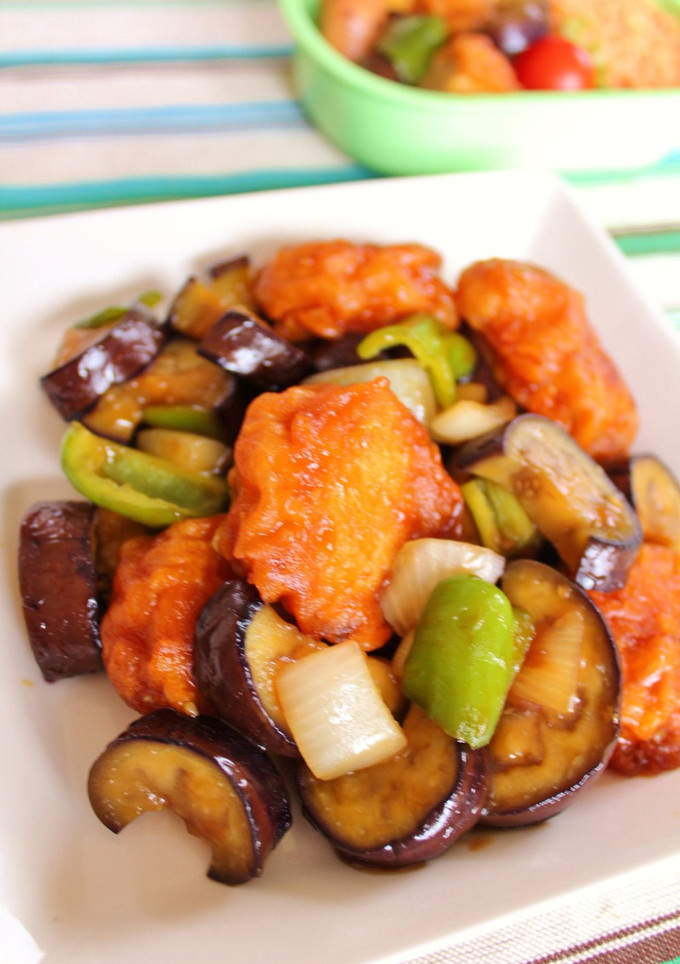焼肉のたれで簡単♪鶏からと野菜の甘酢あん-レシピのメイン写真